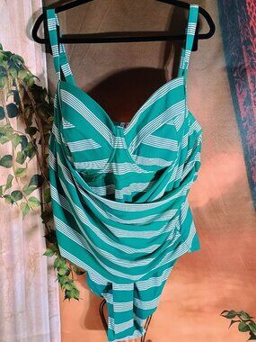 EUC Terra & Sky Sz 5X (32W-34W) Teal & White Striped One Piece Swimsuit